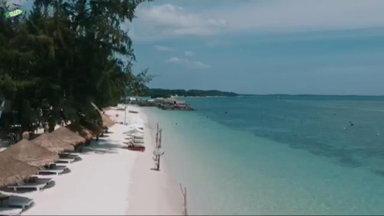 Madu Tiga Beach And Resort Tanjung Pinang Exterior photo